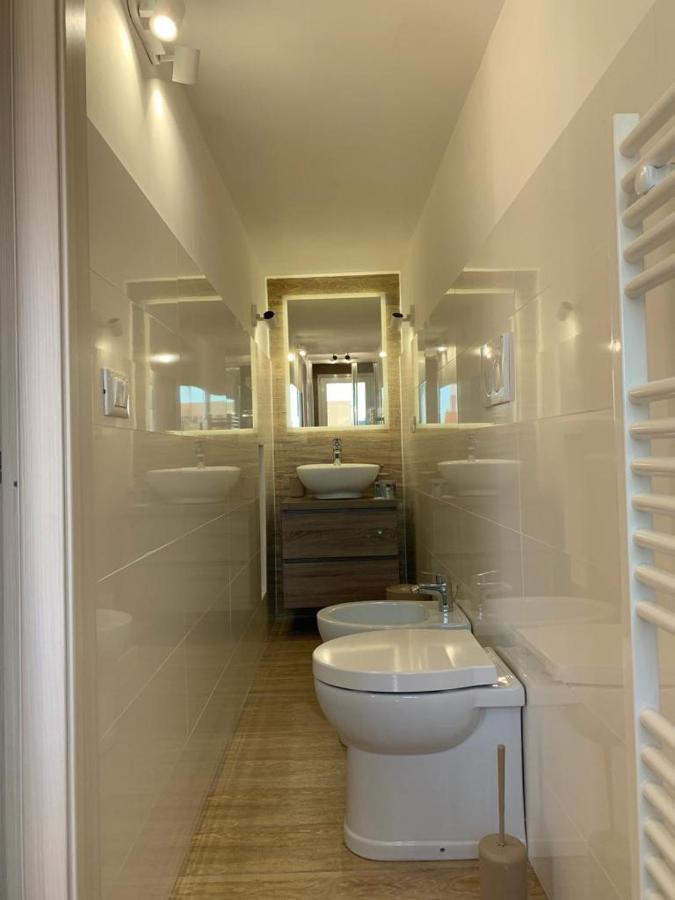 Donna Luisa-Catania Charming Apartment ภายนอก รูปภาพ