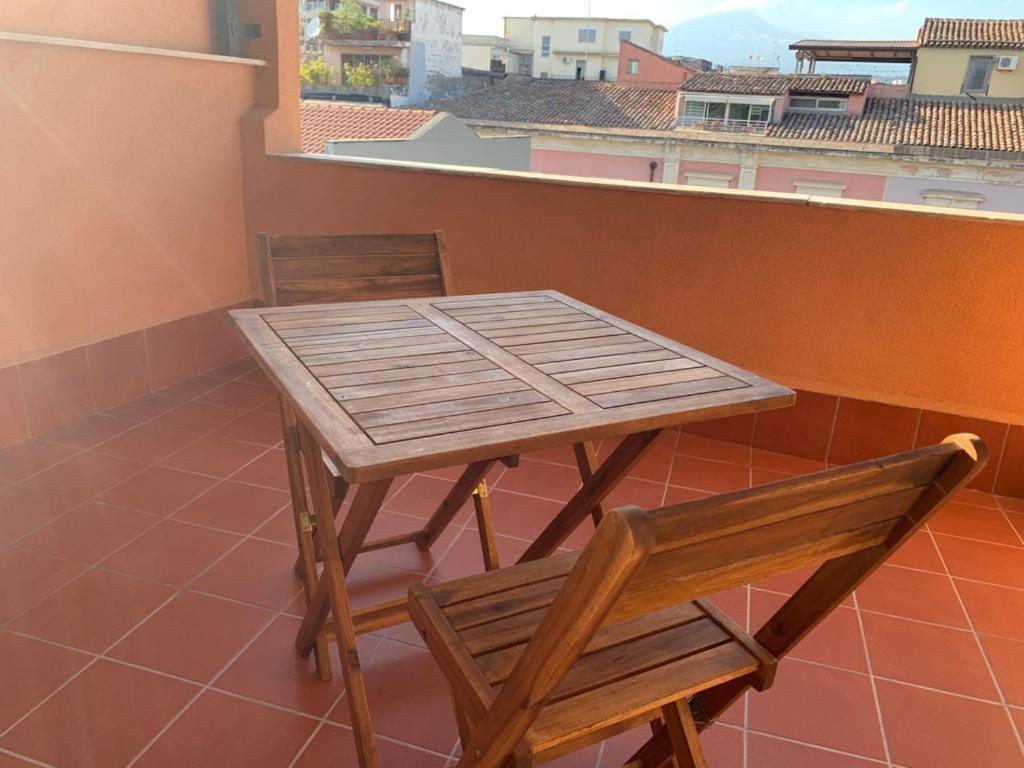 Donna Luisa-Catania Charming Apartment ภายนอก รูปภาพ